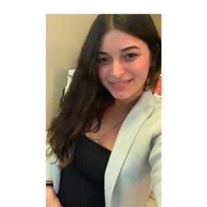 Meet your Posher, Fabiola